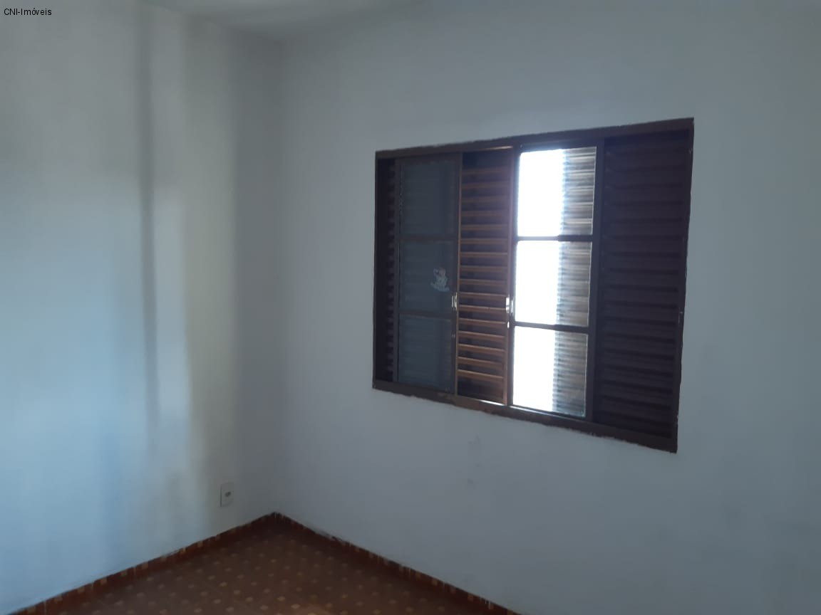 Casa à venda com 3 quartos, 300m² - Foto 28