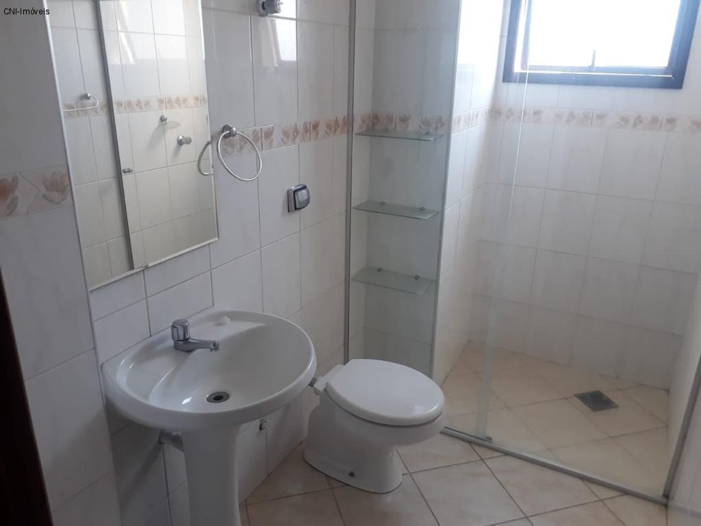 Apartamento à venda com 3 quartos, 137m² - Foto 8