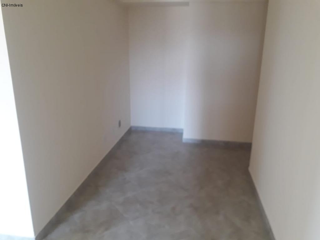 Apartamento à venda com 3 quartos, 137m² - Foto 19