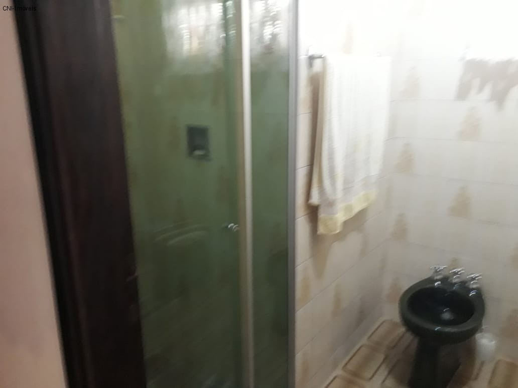 Casa à venda com 3 quartos, 198m² - Foto 3