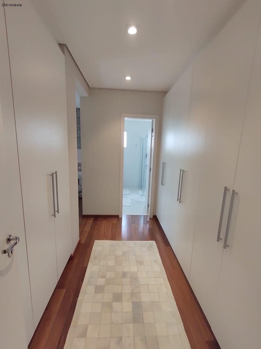 Apartamento à venda com 3 quartos, 243m² - Foto 4