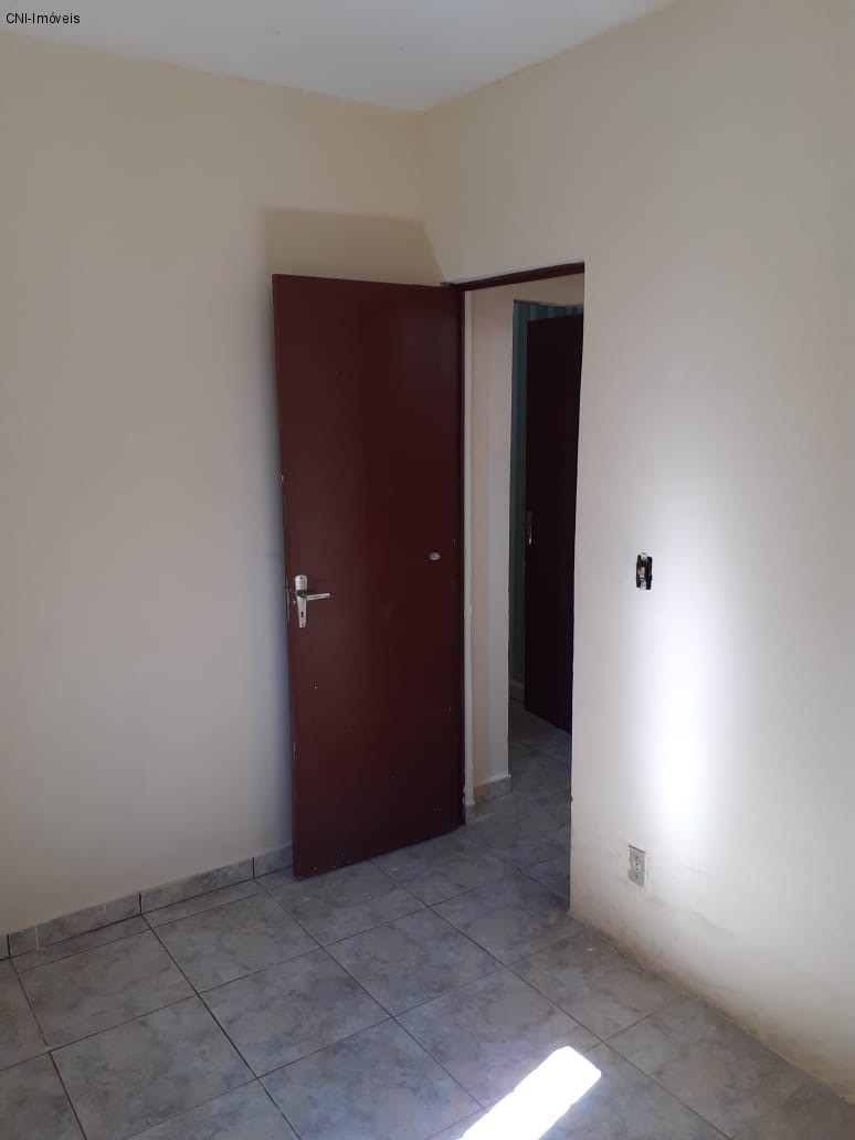 Apartamento à venda com 2 quartos, 47m² - Foto 4