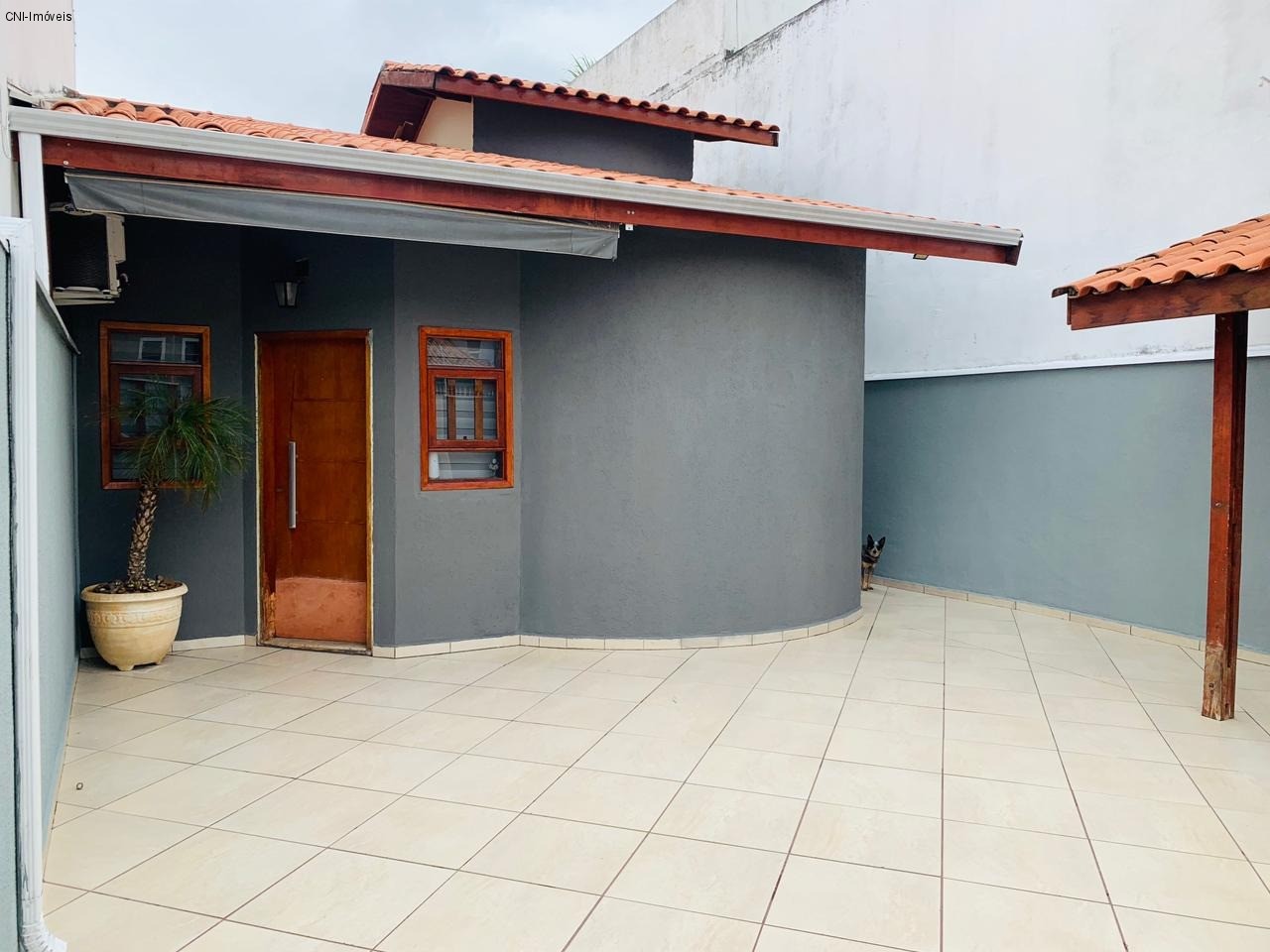 Casa à venda com 2 quartos, 110m² - Foto 4