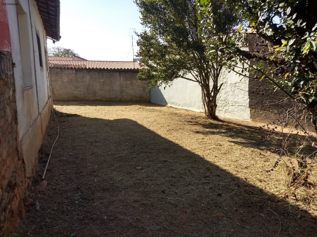 Terreno à venda com 3 quartos, 360m² - Foto 4