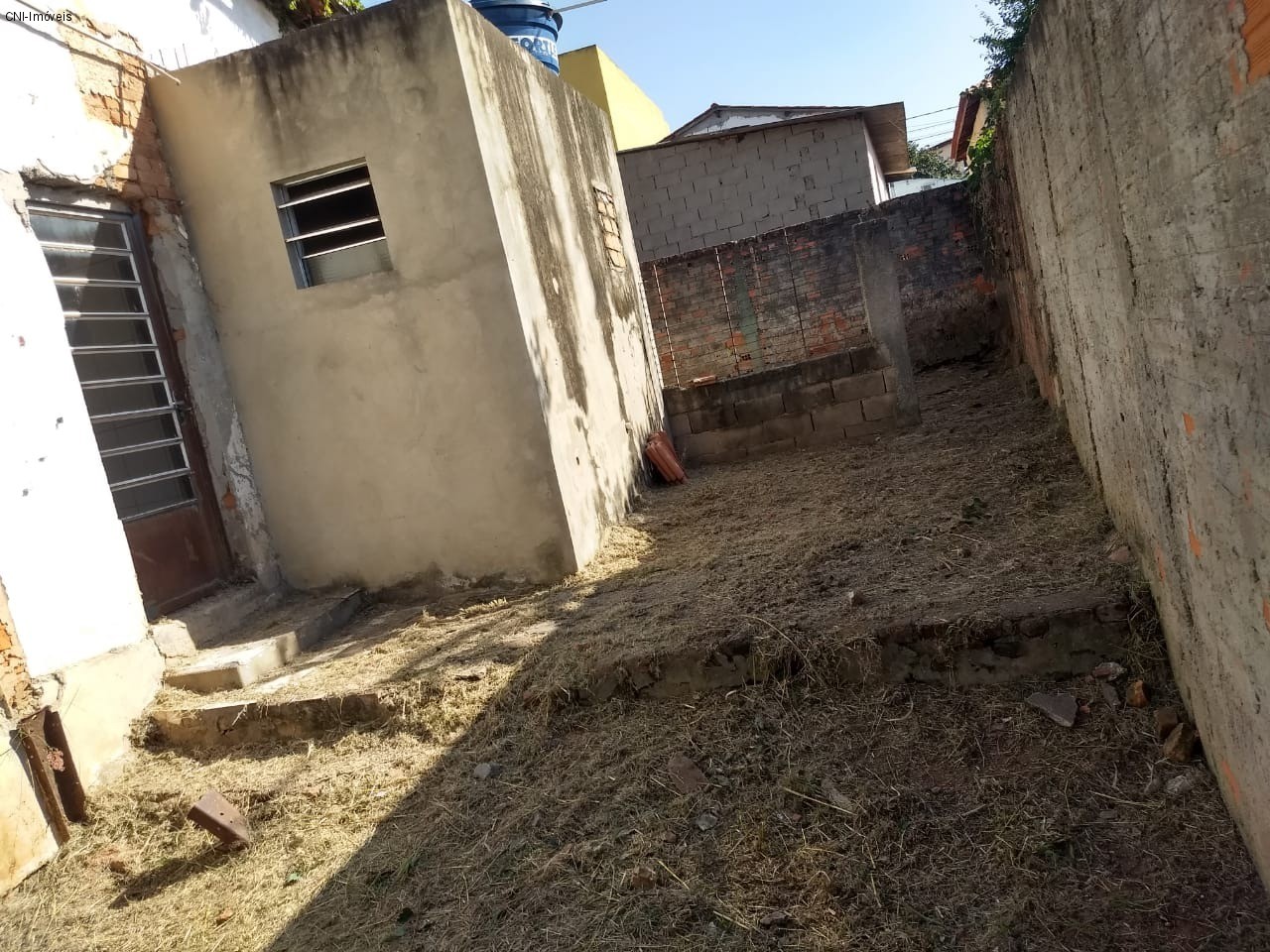 Terreno à venda com 3 quartos, 360m² - Foto 3