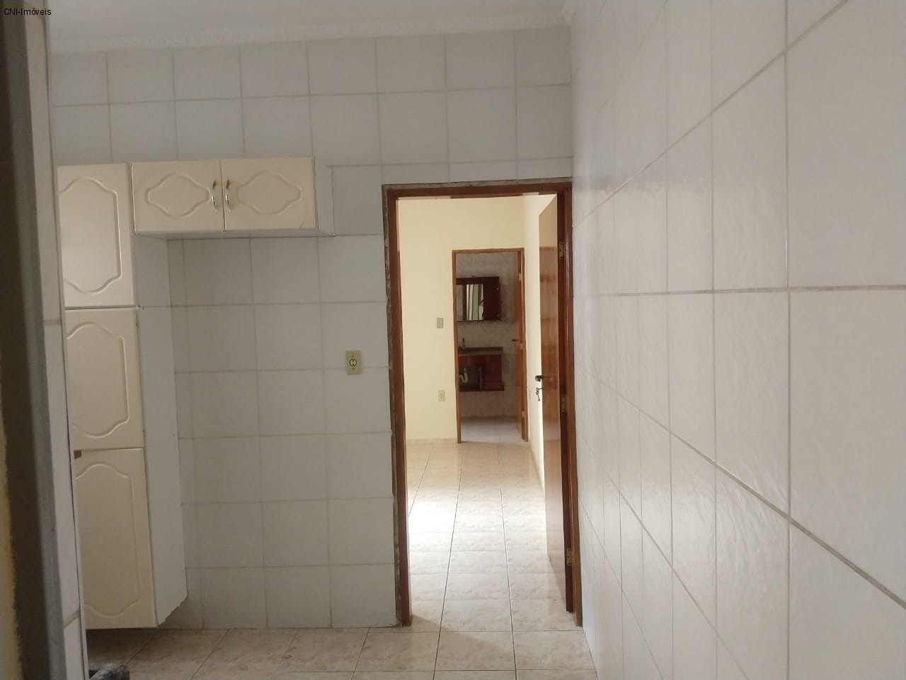 Casa à venda com 2 quartos, 89m² - Foto 2