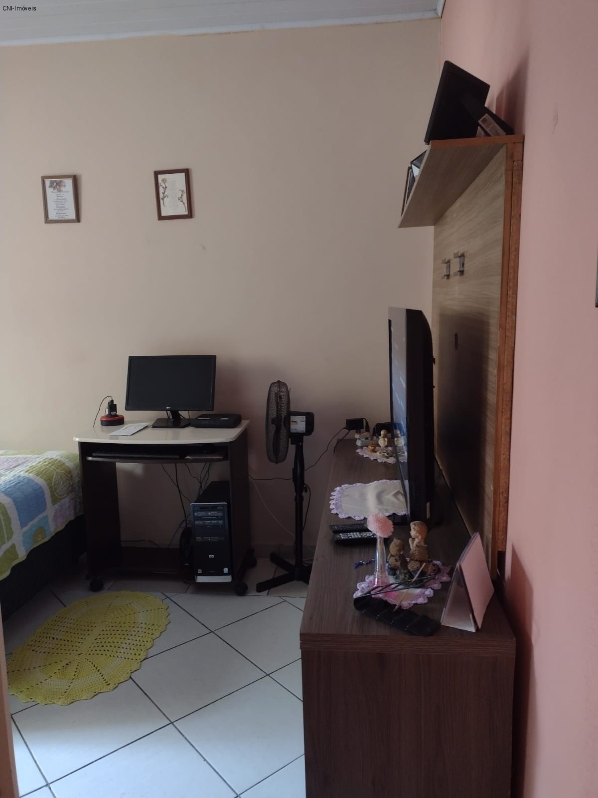 Casa à venda com 3 quartos, 125m² - Foto 2