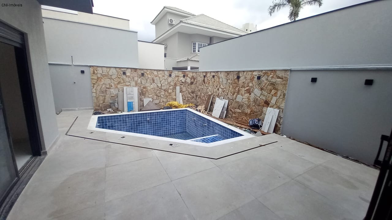 Casa à venda e aluguel com 3 quartos, 205m² - Foto 22