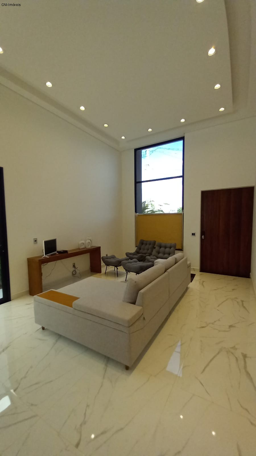 Casa à venda e aluguel com 3 quartos, 205m² - Foto 4