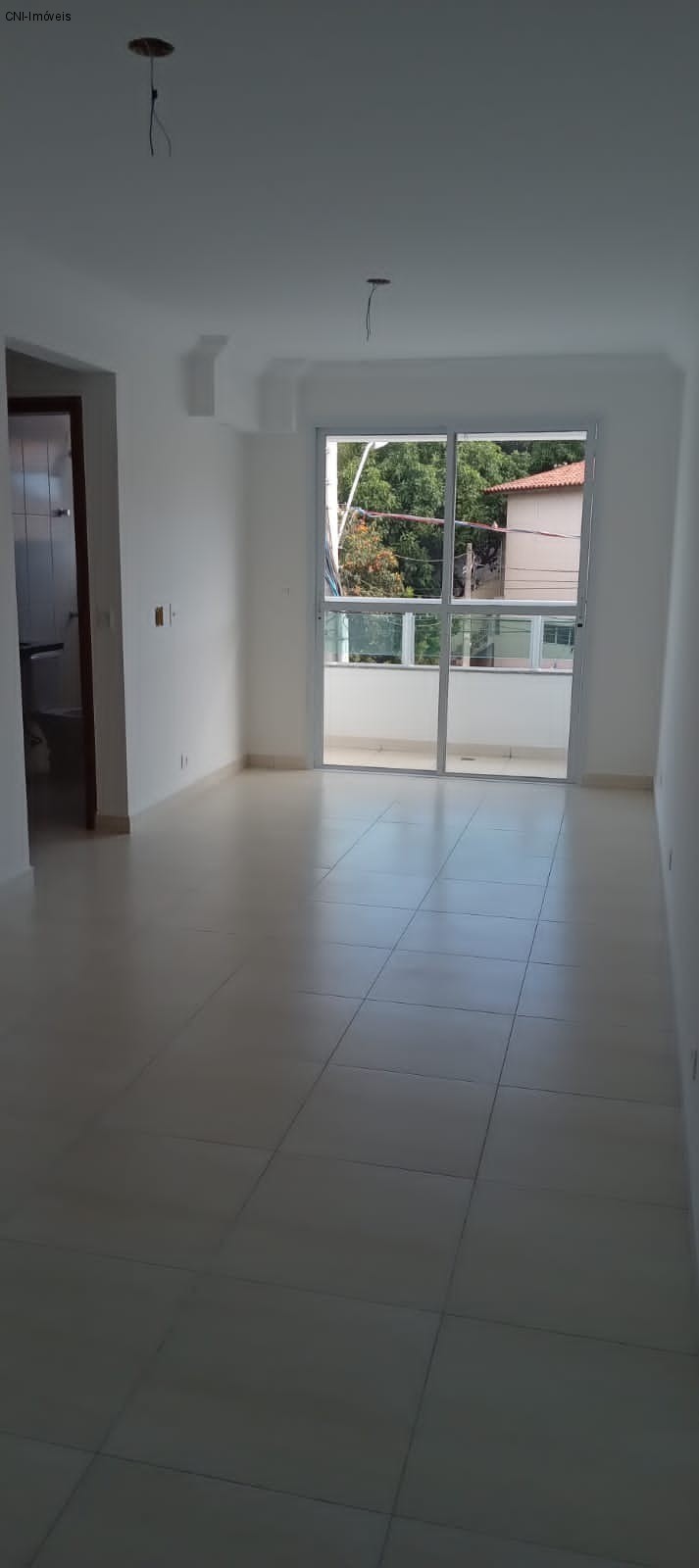 Apartamento à venda com 2 quartos, 64m² - Foto 4