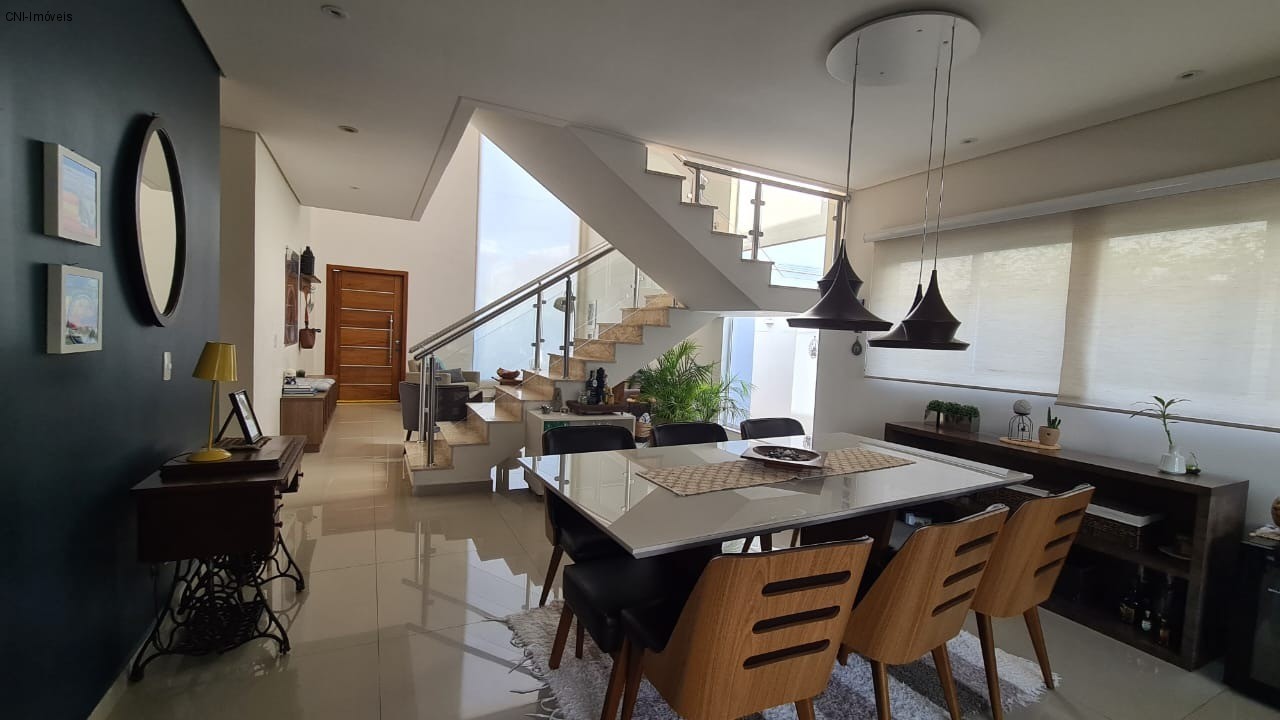 Casa à venda com 3 quartos, 229m² - Foto 7