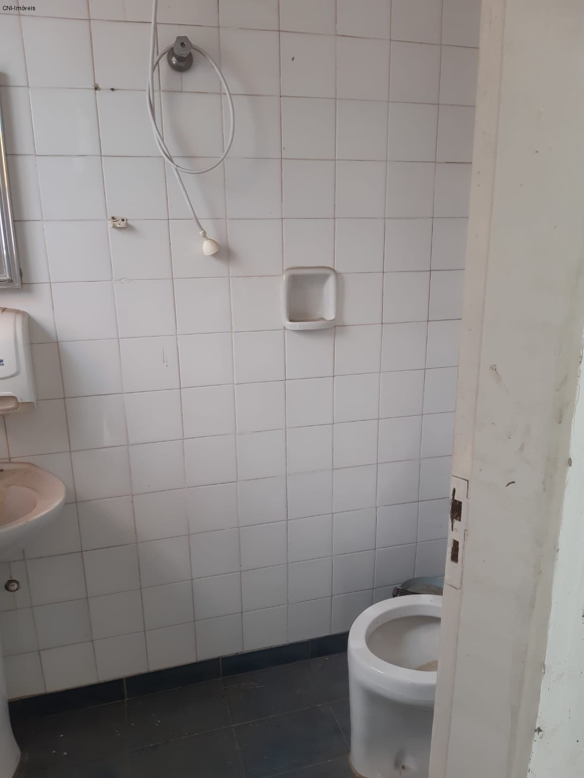 Prédio Inteiro à venda com 4 quartos, 140m² - Foto 2