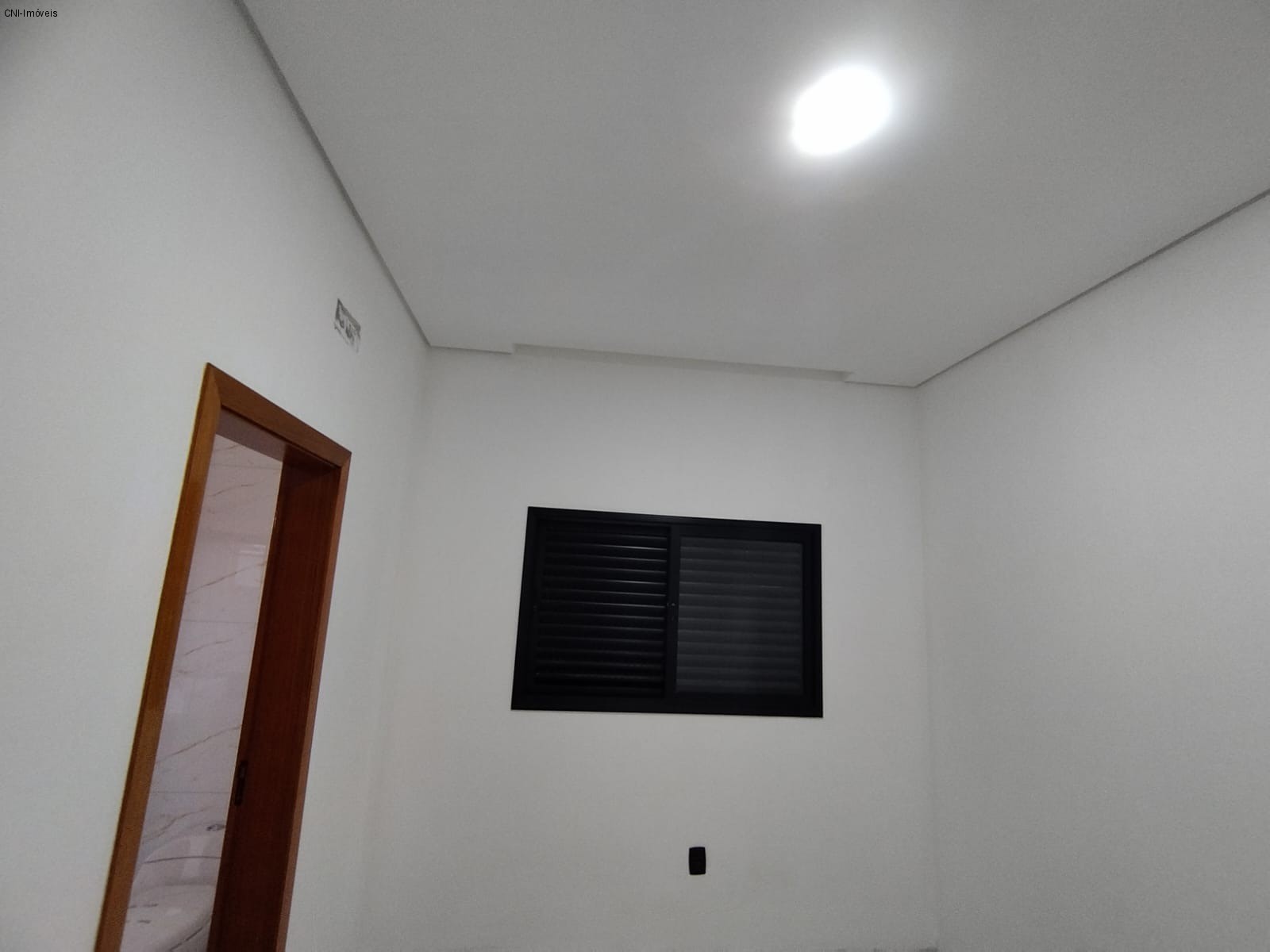 Casa à venda com 3 quartos, 180m² - Foto 8