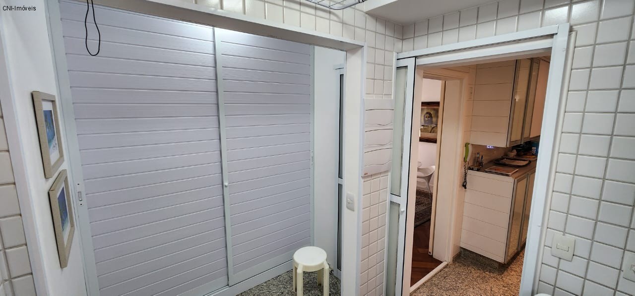 Apartamento à venda com 3 quartos, 135m² - Foto 11