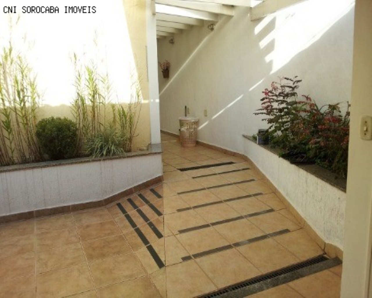 Casa à venda com 3 quartos, 120m² - Foto 27