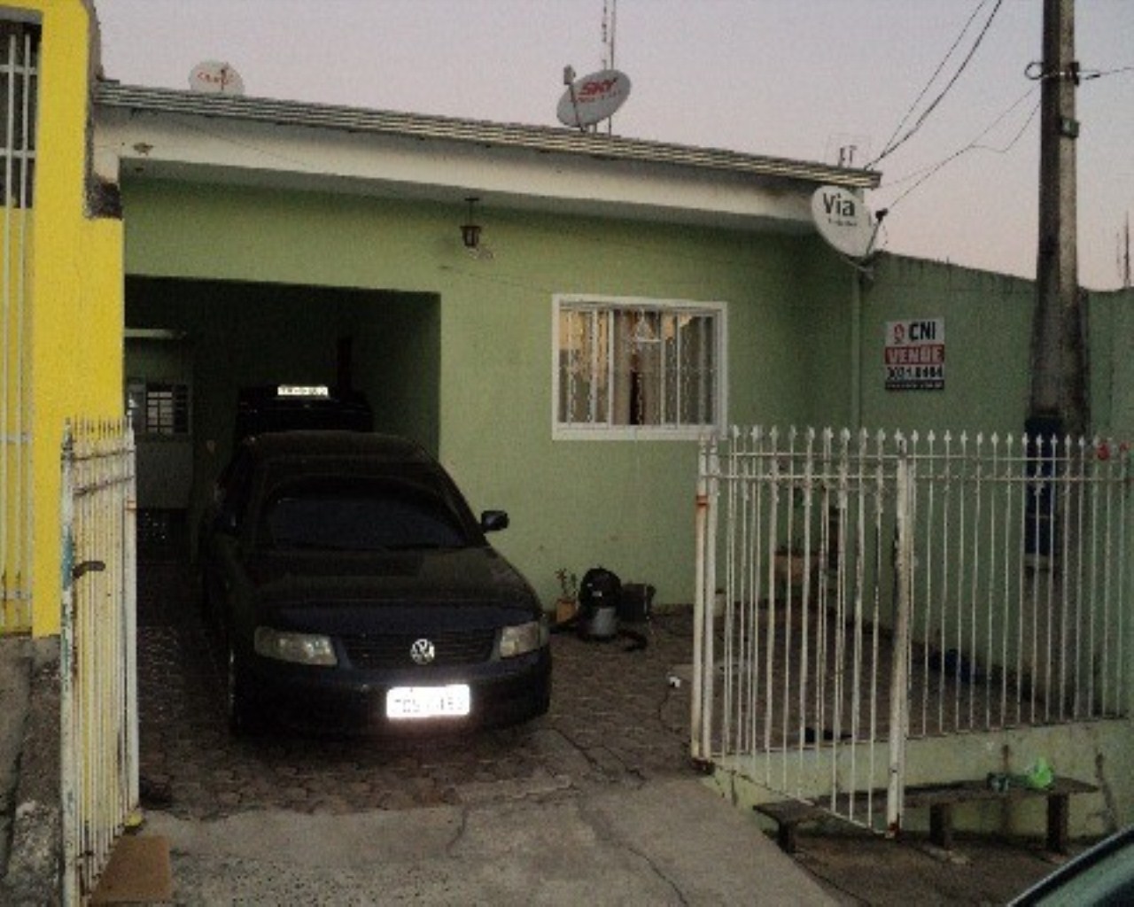Casa à venda com 3 quartos, 132m² - Foto 1