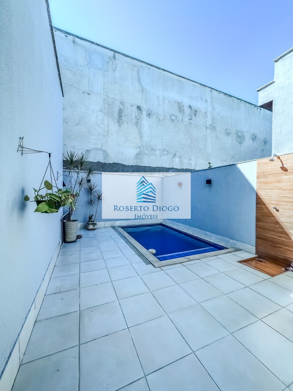 Casa, 3 quartos, 215 m² - Foto 2