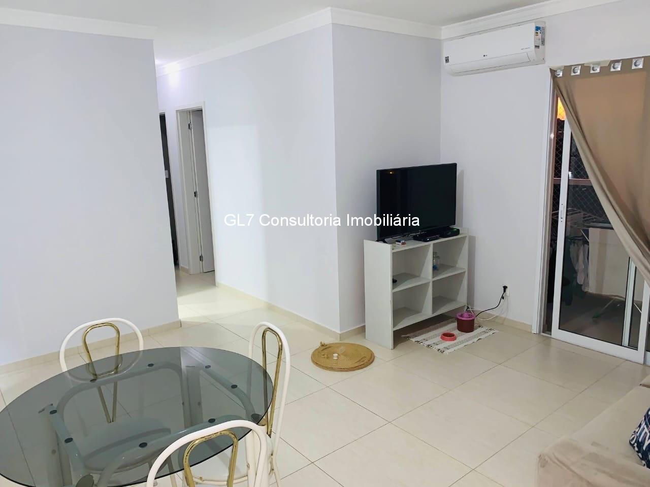 Apartamento à venda com 3 quartos, 80m² - Foto 1