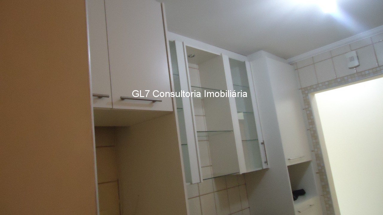 Apartamento à venda com 3 quartos, 83m² - Foto 1