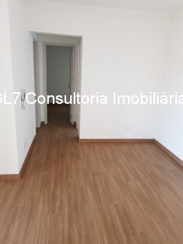 Apartamento à venda com 2 quartos, 71m² - Foto 3