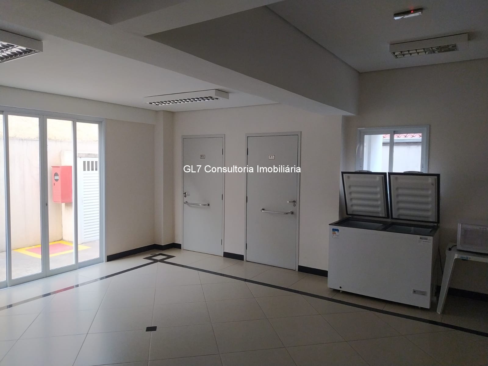 Apartamento à venda com 2 quartos, 55m² - Foto 15