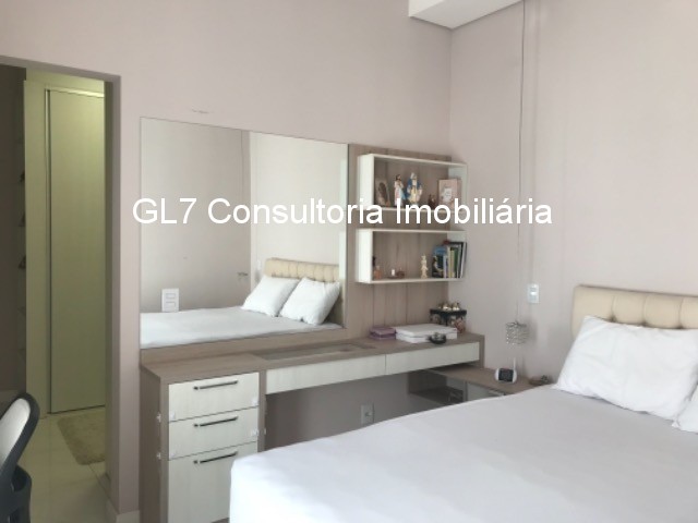 Casa à venda com 3 quartos, 136m² - Foto 3