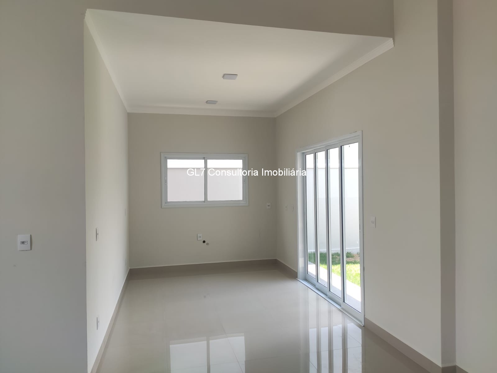 Casa à venda com 2 quartos, 117m² - Foto 3