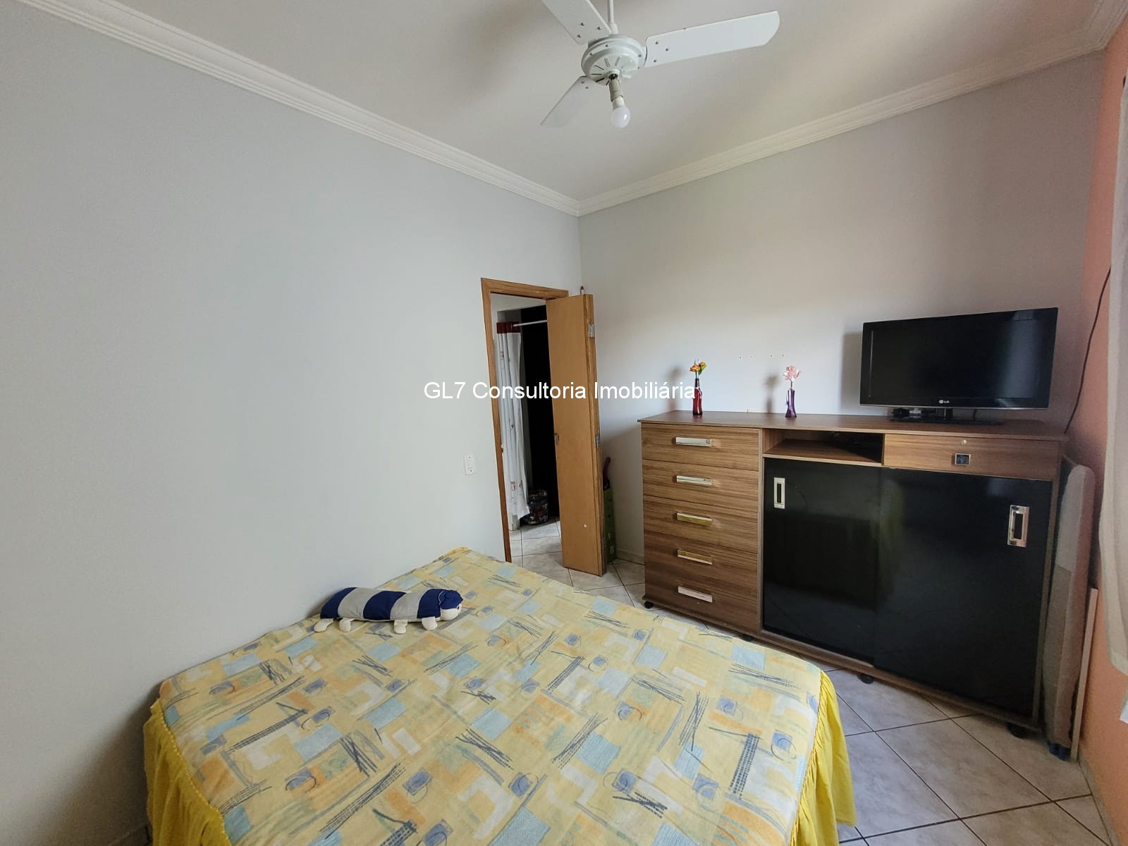 Apartamento à venda com 2 quartos, 62m² - Foto 10