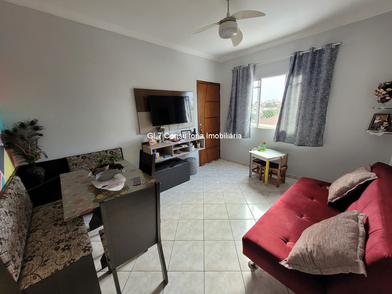 Apartamento à venda com 2 quartos, 62m² - Foto 2