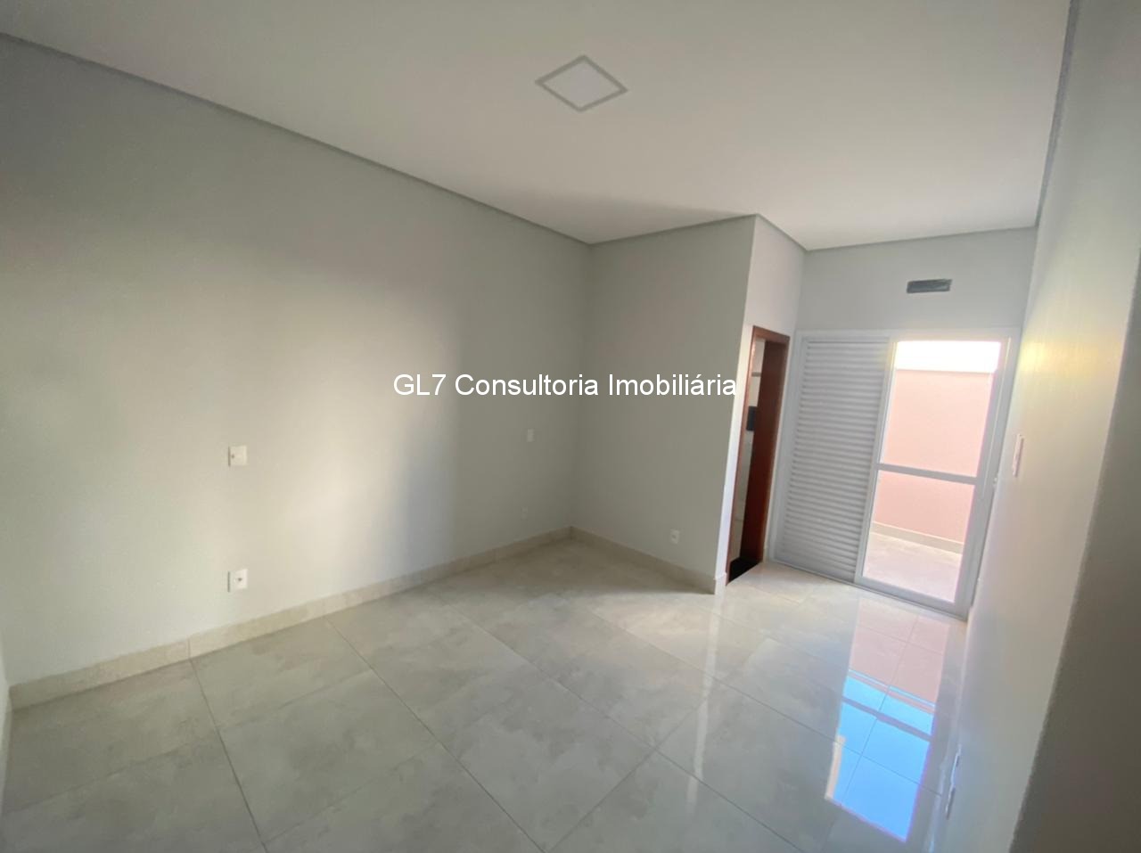 Casa à venda com 3 quartos, 38m² - Foto 12