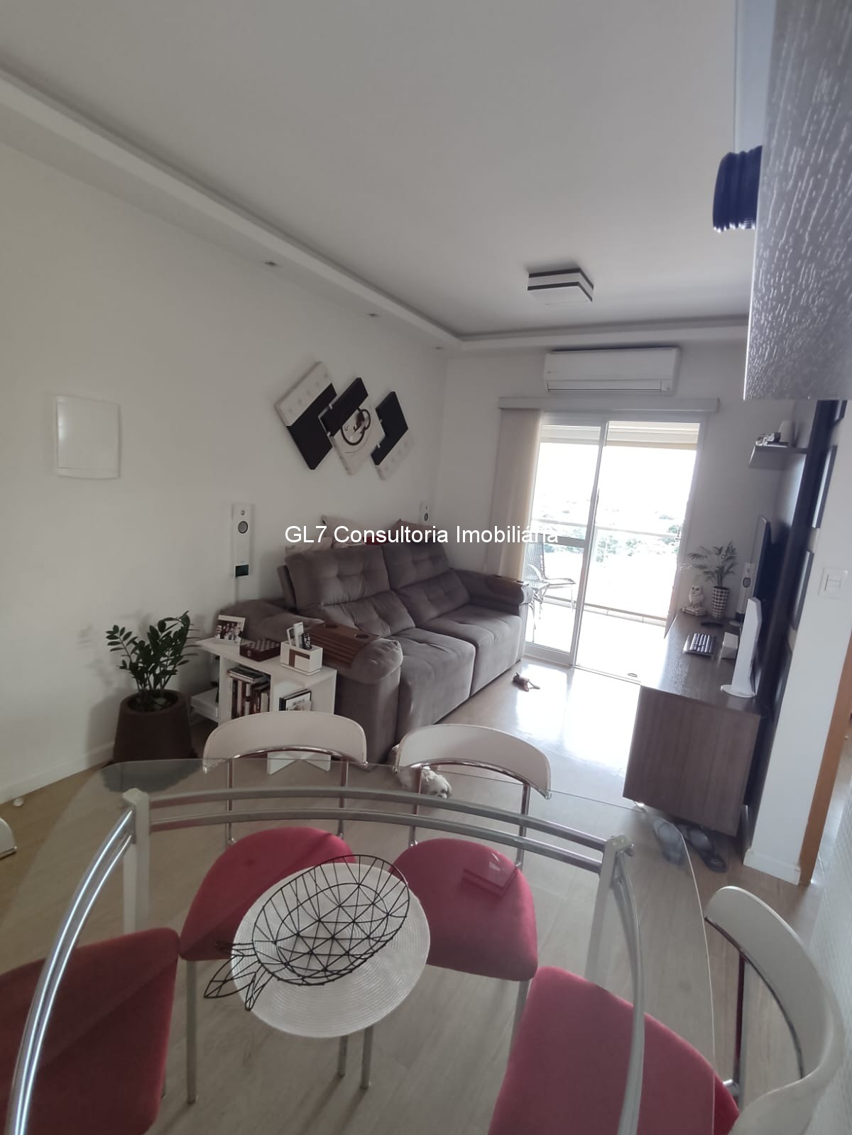 Apartamento à venda com 2 quartos, 64m² - Foto 12