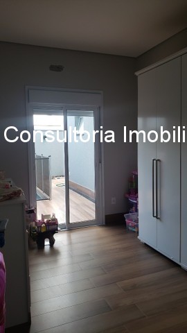 Casa à venda com 3 quartos, 109m² - Foto 7