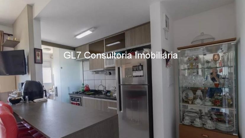 Apartamento à venda com 2 quartos, 62m² - Foto 3