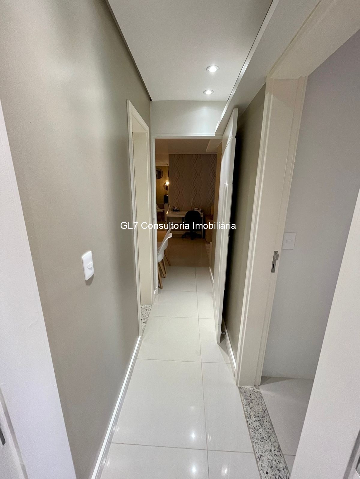 Apartamento à venda com 2 quartos, 73m² - Foto 7