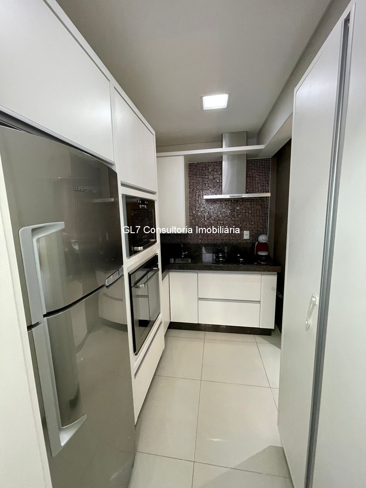 Apartamento à venda com 2 quartos, 73m² - Foto 16