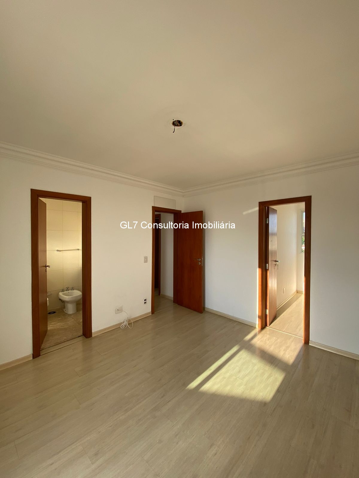 Apartamento à venda com 3 quartos, 135m² - Foto 11