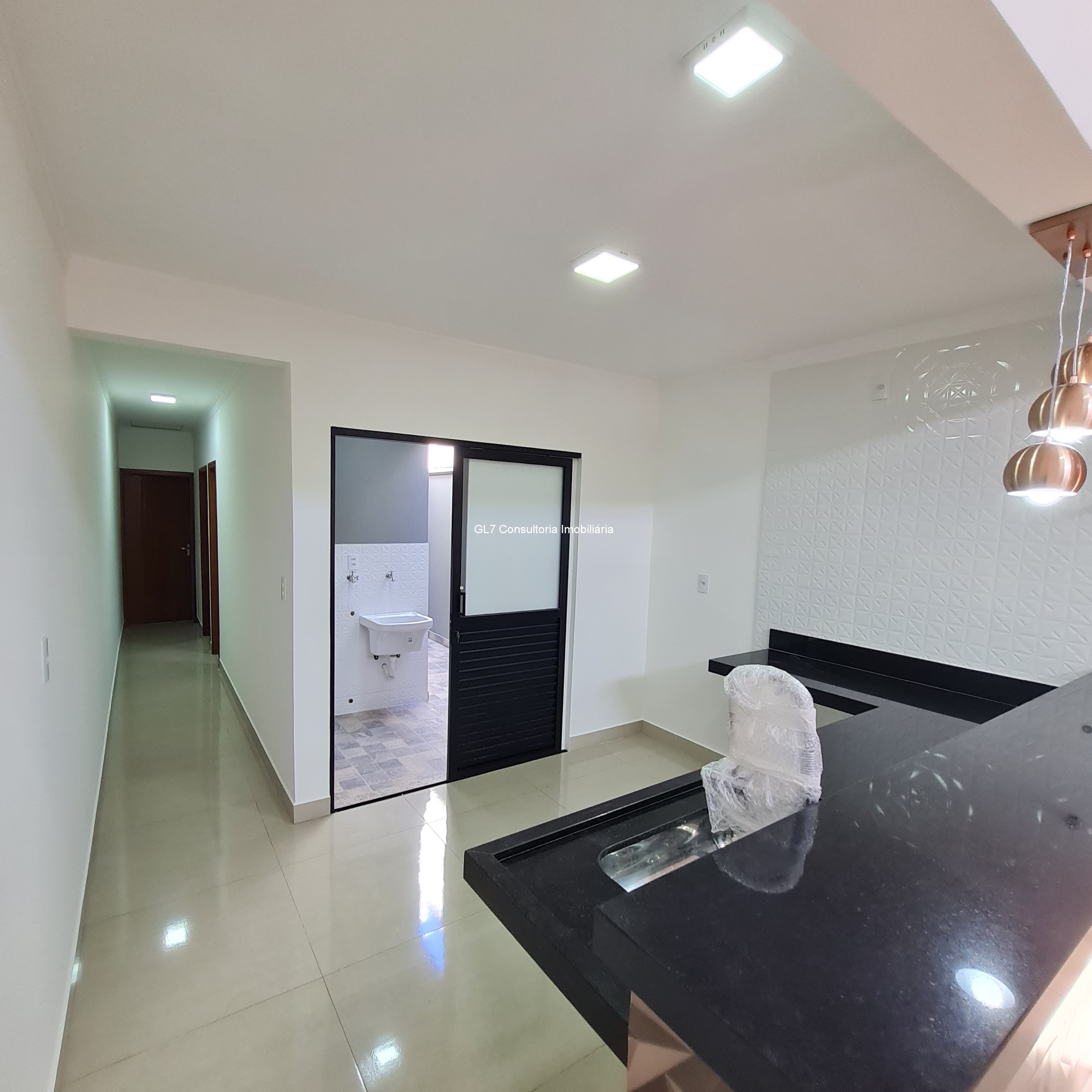 Casa à venda com 2 quartos, 102m² - Foto 3