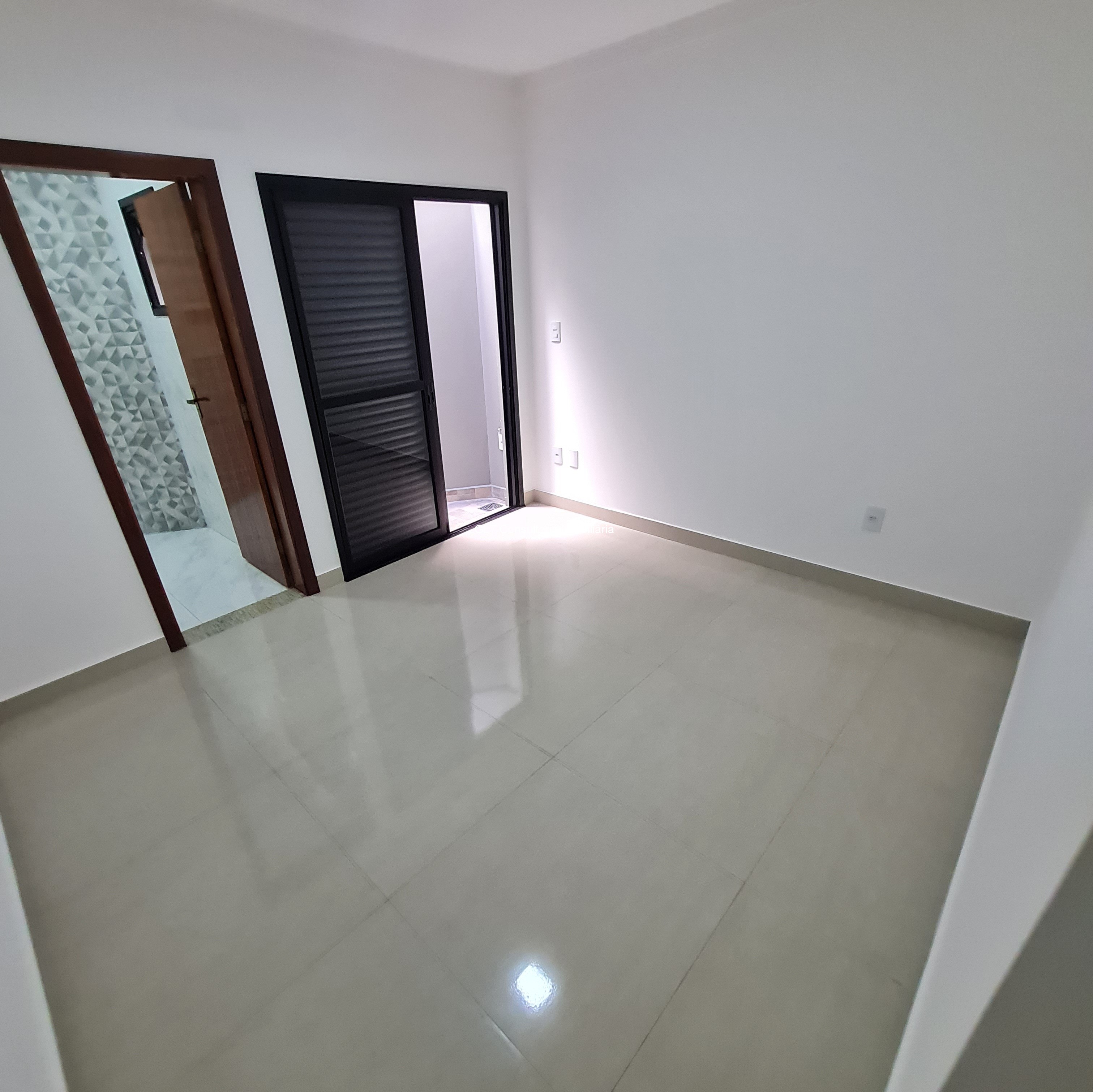 Casa à venda com 2 quartos, 102m² - Foto 10