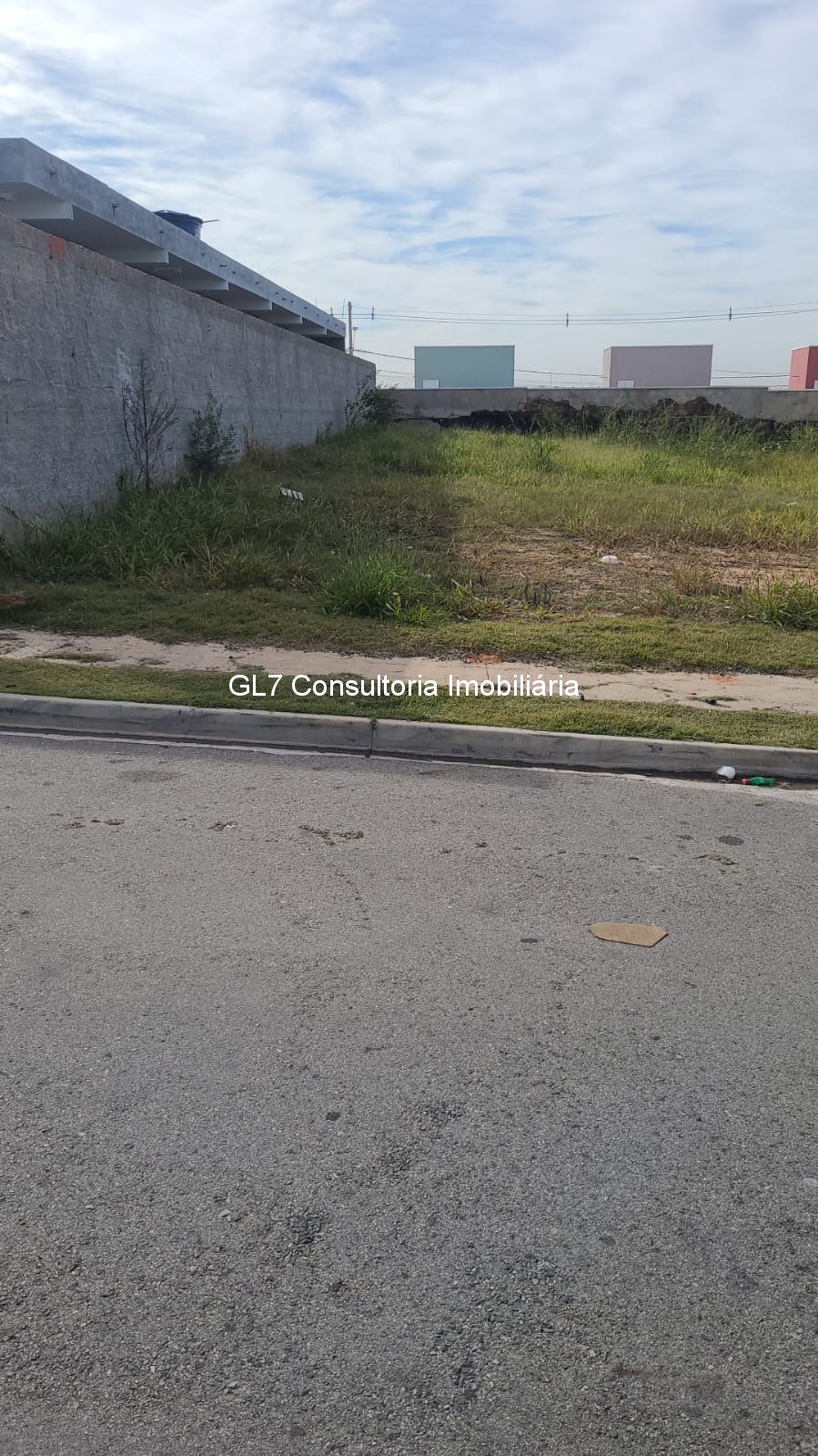 Loteamento e Condomínio à venda, 210m² - Foto 1