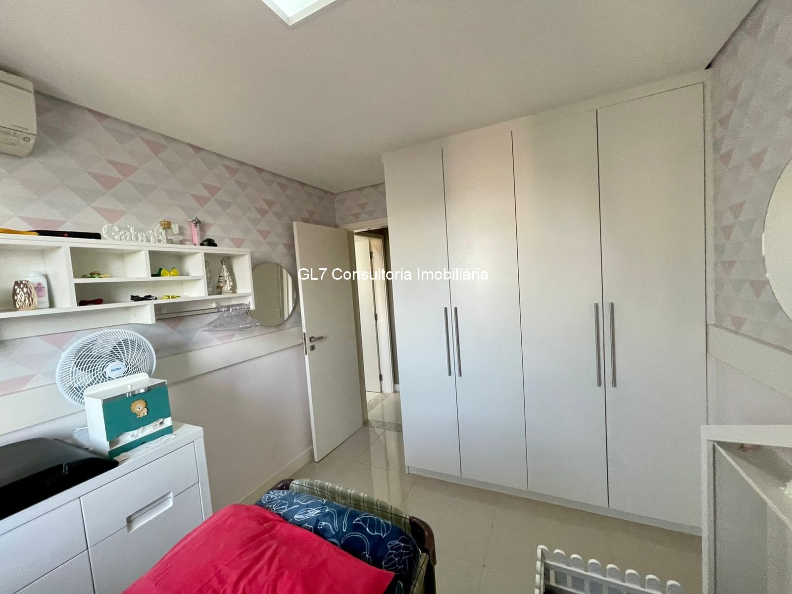 Apartamento à venda com 2 quartos, 73m² - Foto 3