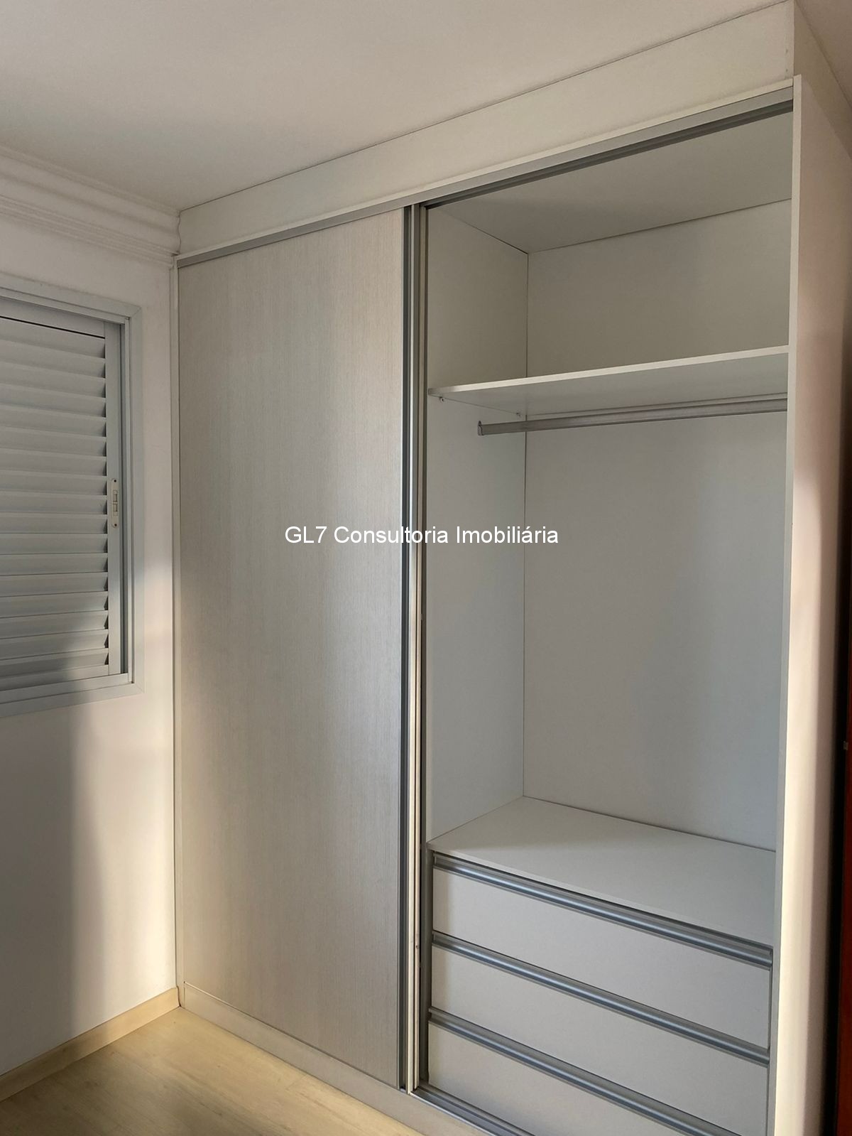 Apartamento à venda com 3 quartos, 135m² - Foto 7