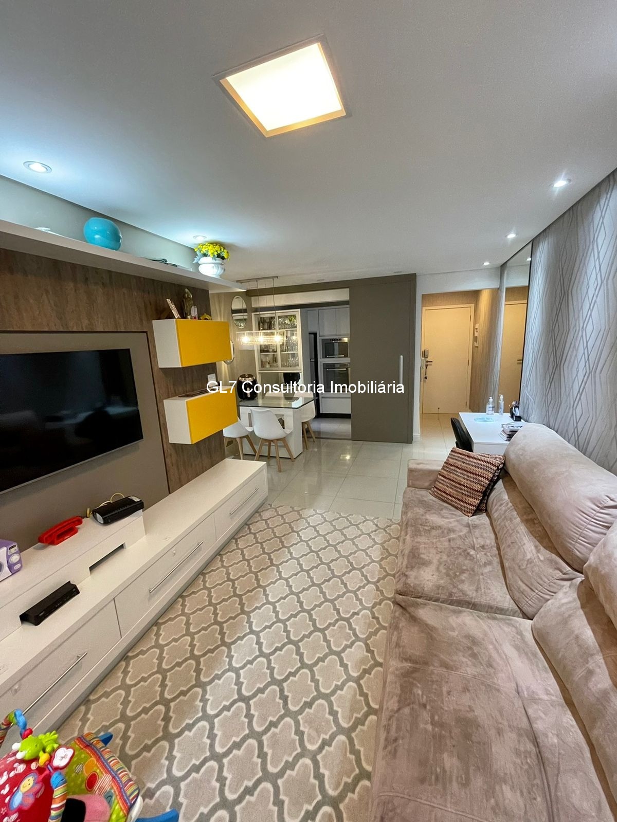 Apartamento à venda com 2 quartos, 73m² - Foto 9