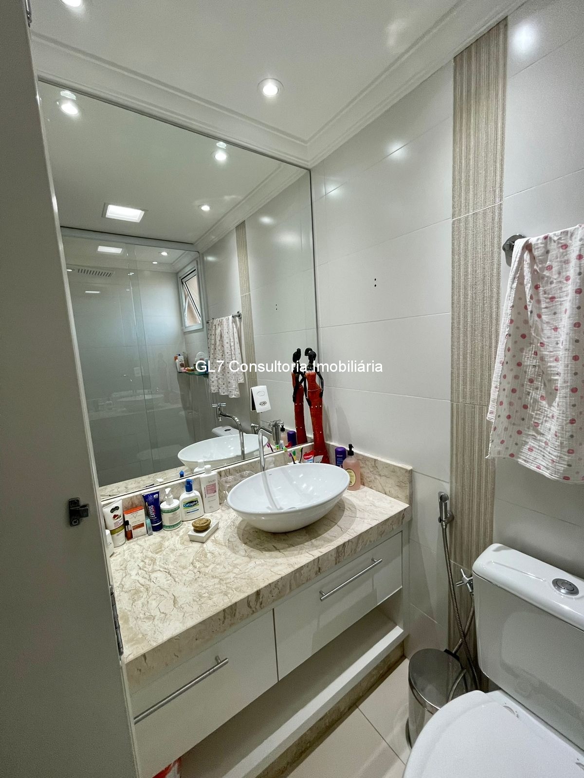 Apartamento à venda com 2 quartos, 73m² - Foto 5