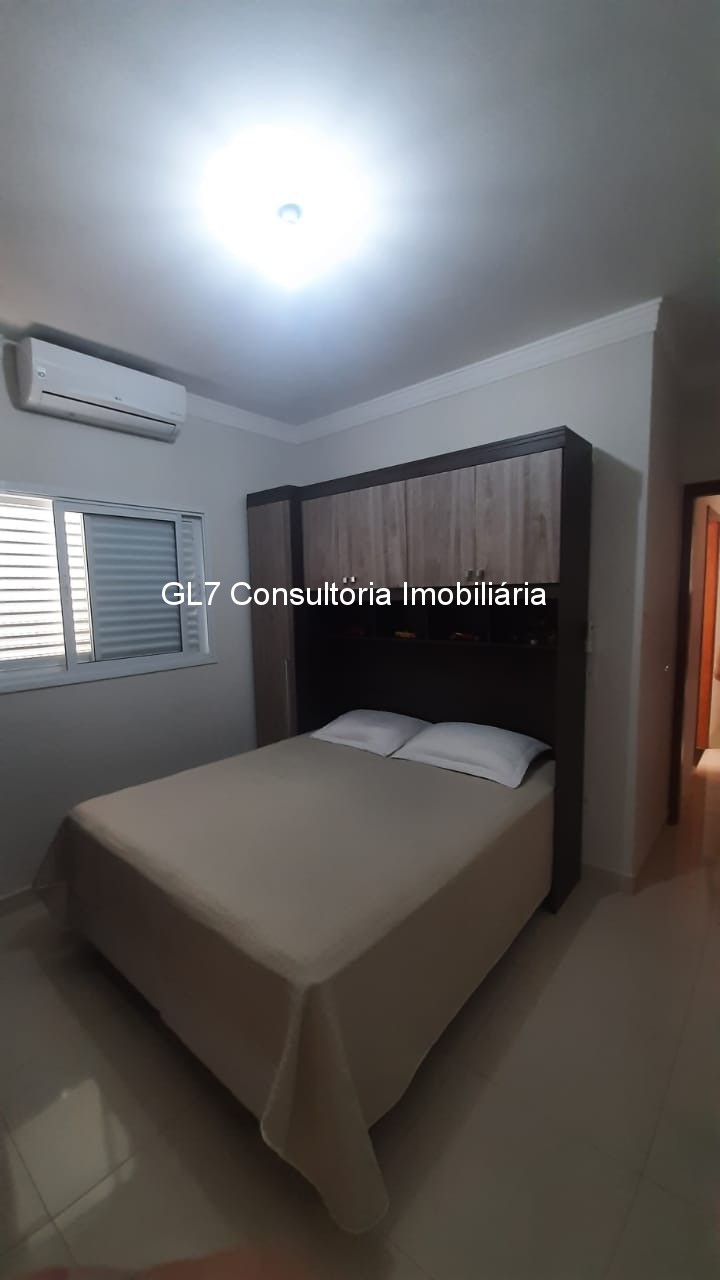 Casa à venda com 3 quartos, 24m² - Foto 13