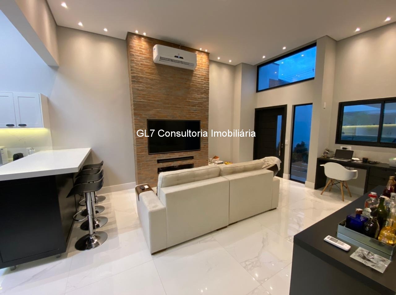 Casa à venda com 3 quartos - Foto 1