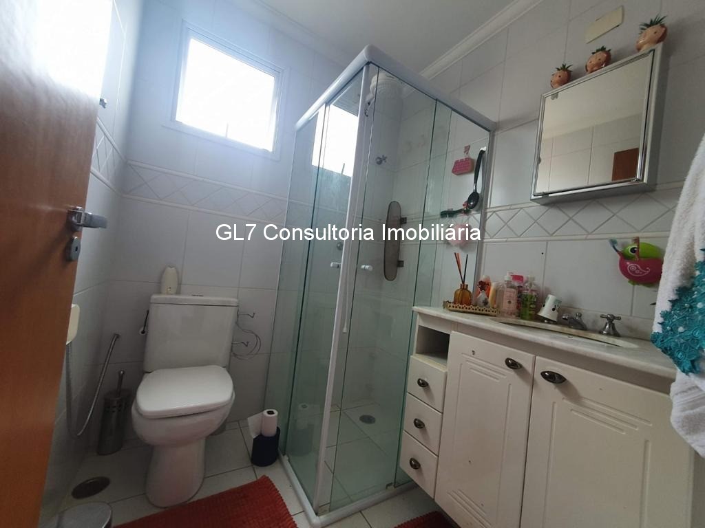 Apartamento à venda com 3 quartos, 168m² - Foto 2