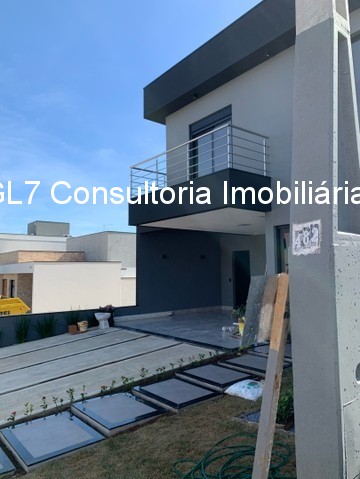 Casa à venda com 4 quartos, 30m² - Foto 12