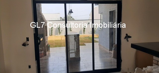 Casa à venda com 4 quartos, 44m² - Foto 2