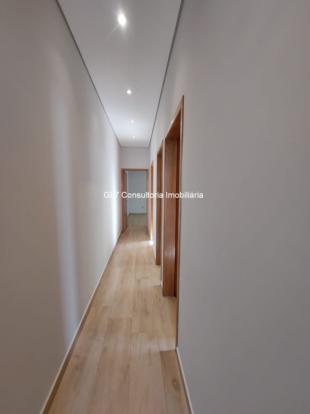 Casa à venda com 3 quartos, 70m² - Foto 12