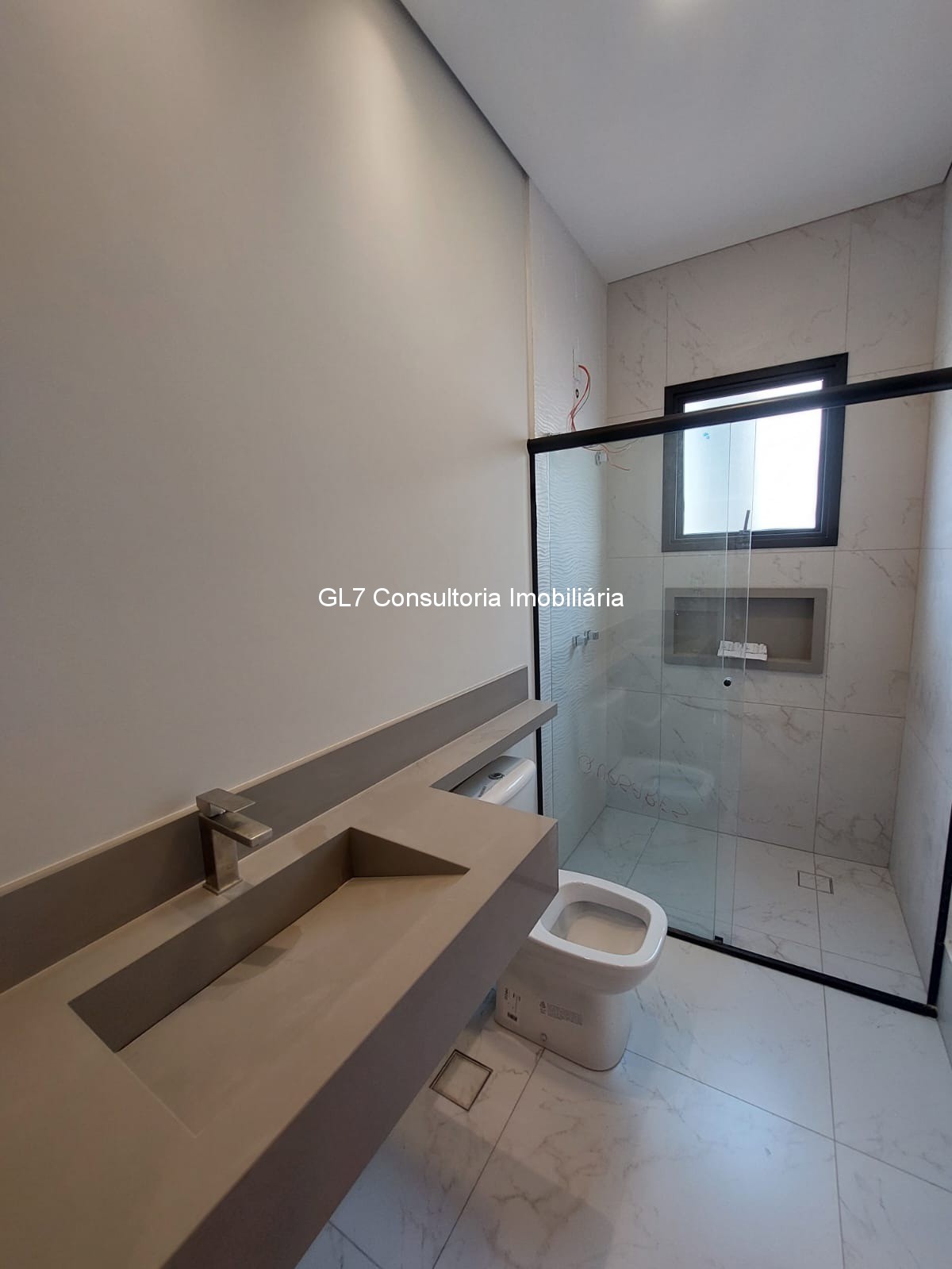 Casa à venda com 3 quartos, 70m² - Foto 10